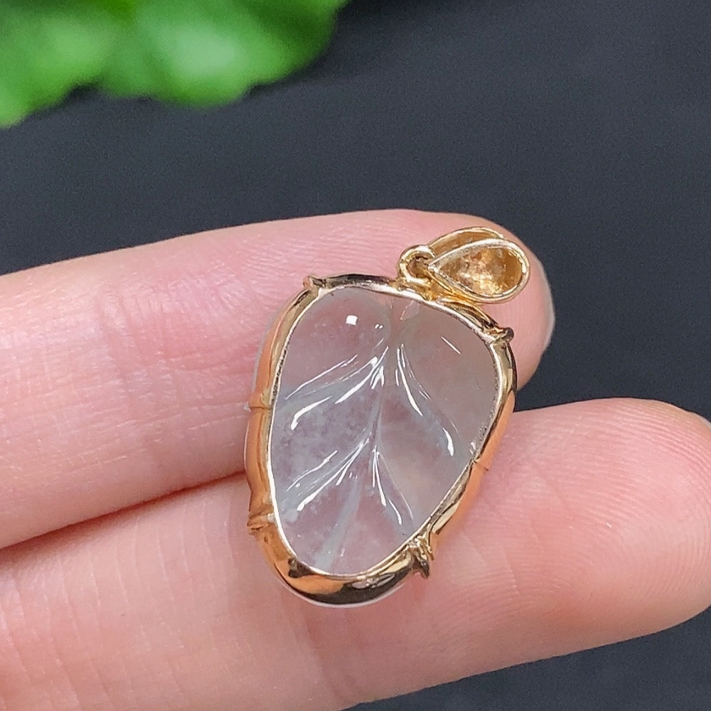 Jadeite Leaf Pendant with 18K Gold and Diamond Accents, Total Weight Approx. 2.3g