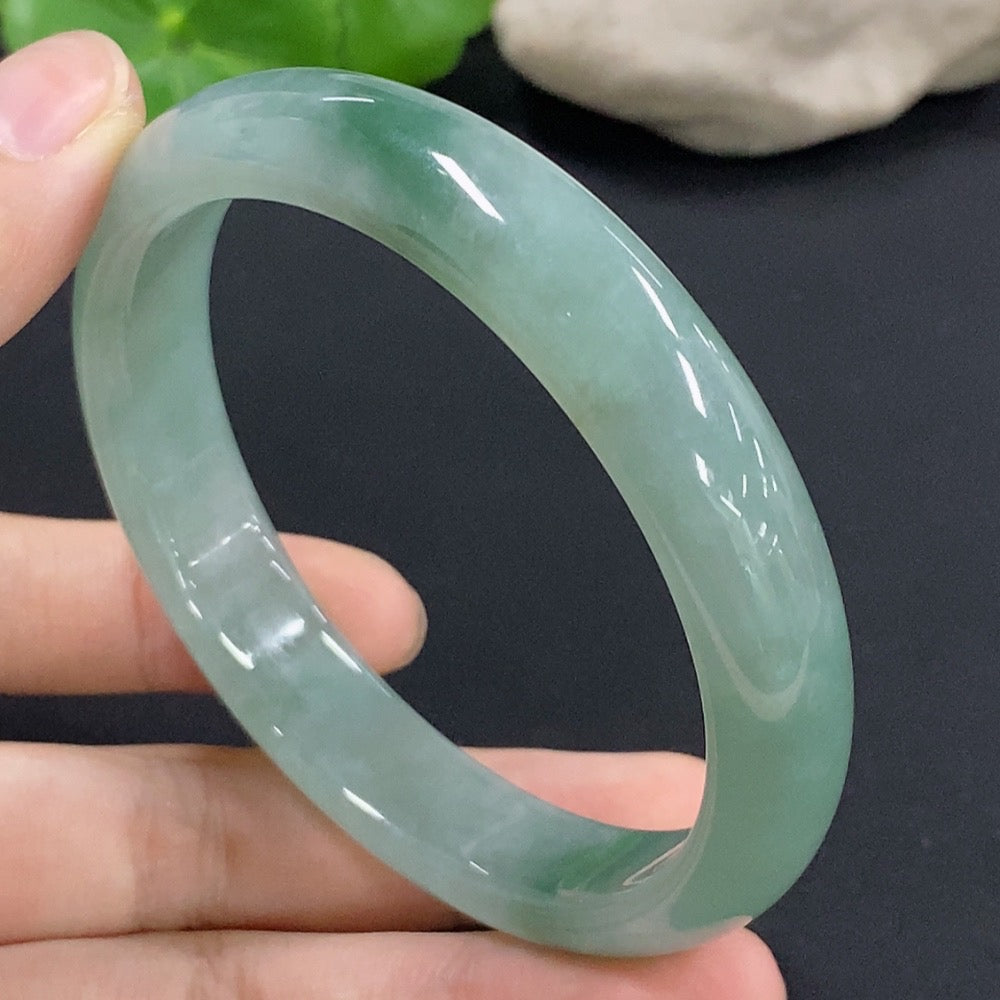 HKHQ jadeite round bracelet, size 58.4, featuring smooth green jade beads with a total weight of approximately 47.09 grams.