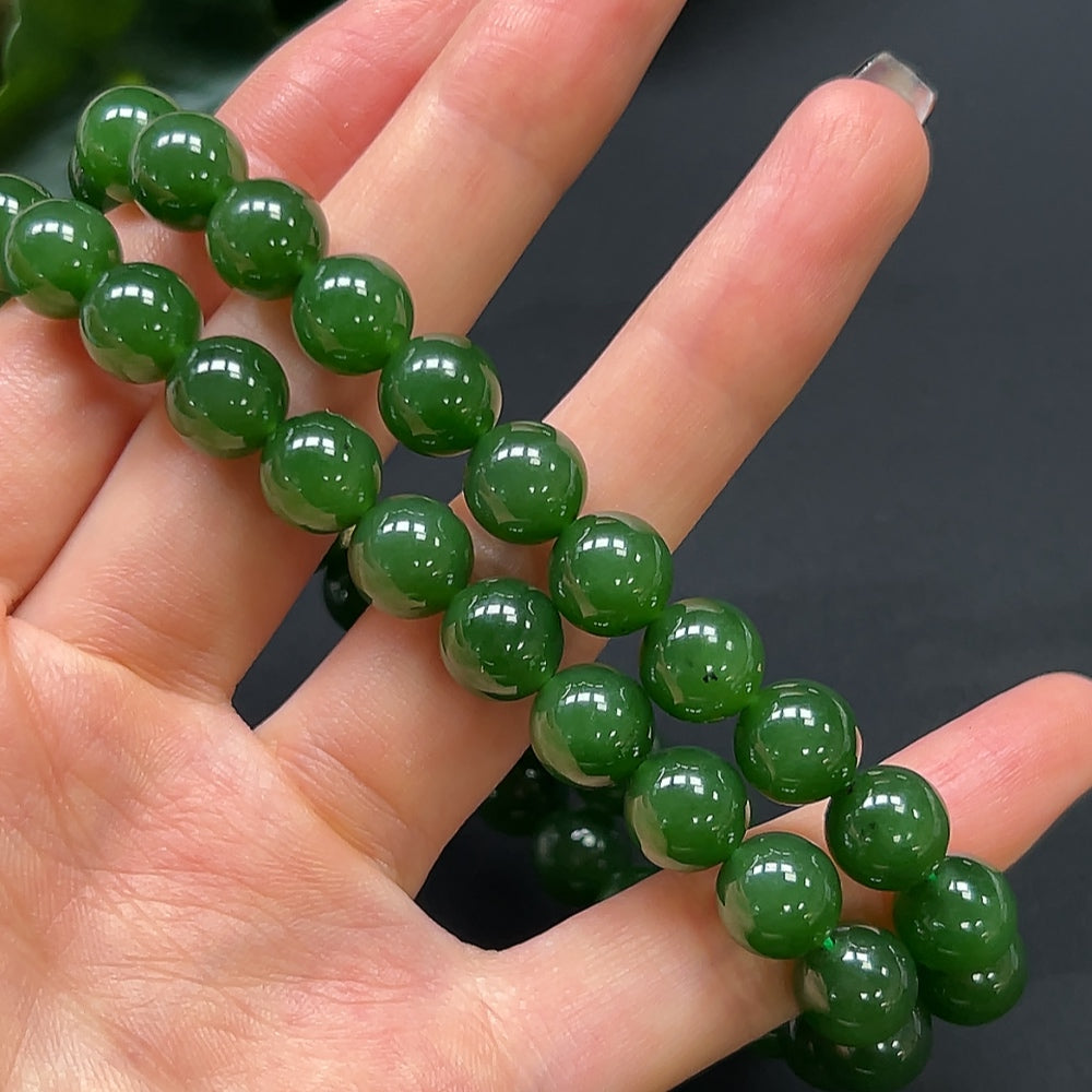 Hetian jade bead necklace with 9.6mm beads, non-gold, weighing approximately 68.36g, featuring smooth, polished jade stones.