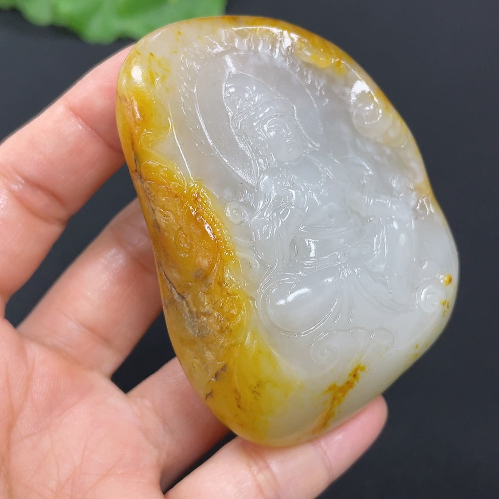 Hetian Jade Pendant Guanyin Total weight about 121.8g Undetermined skin color formation Contains other mineral components