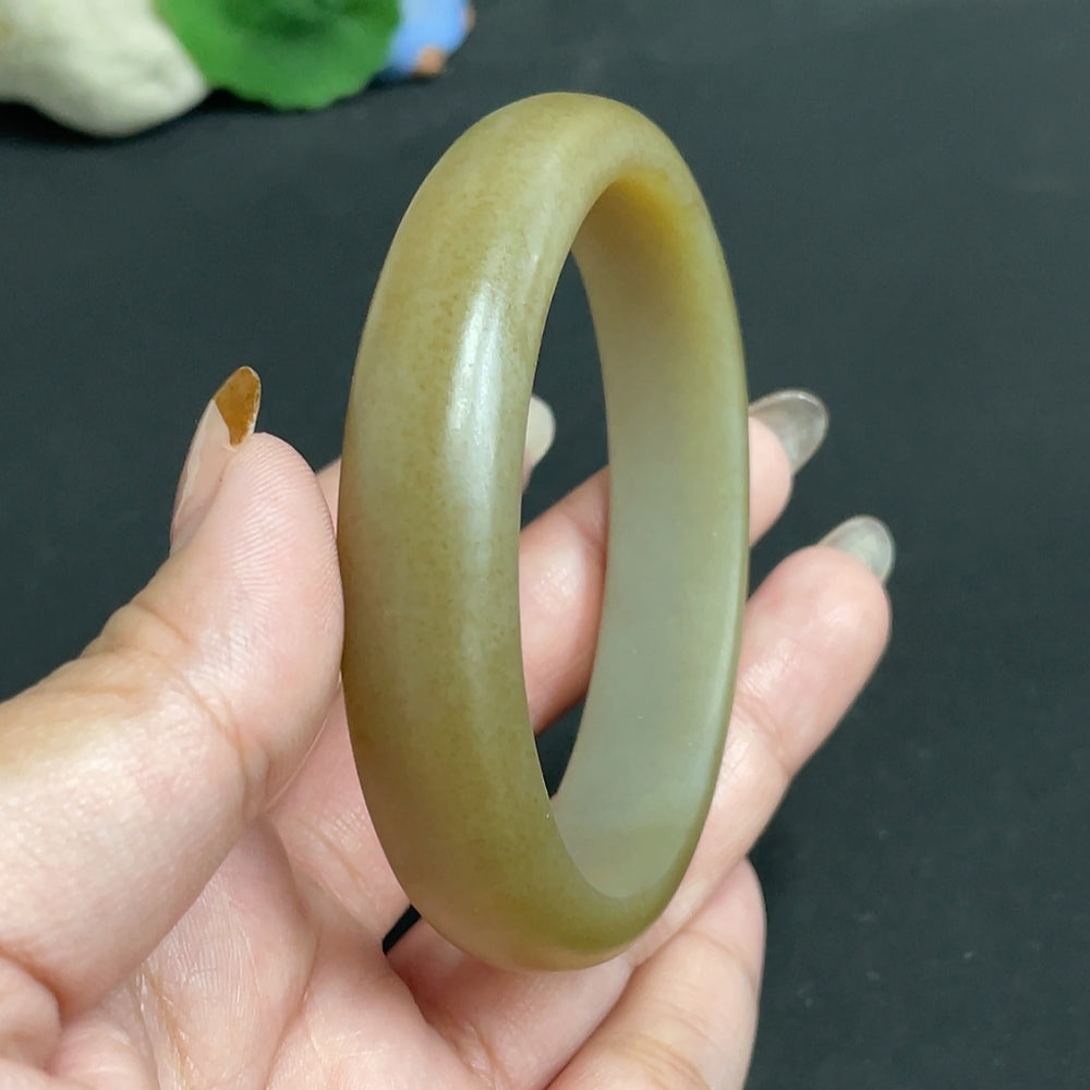 Hetian Jade Concubine Bracelet Size 60.8 Total Weight Approx. 53.3g