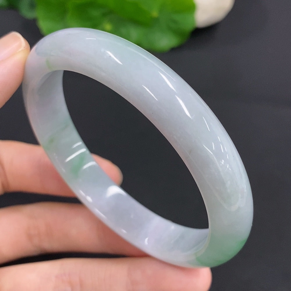 Jadeite Round Bangle