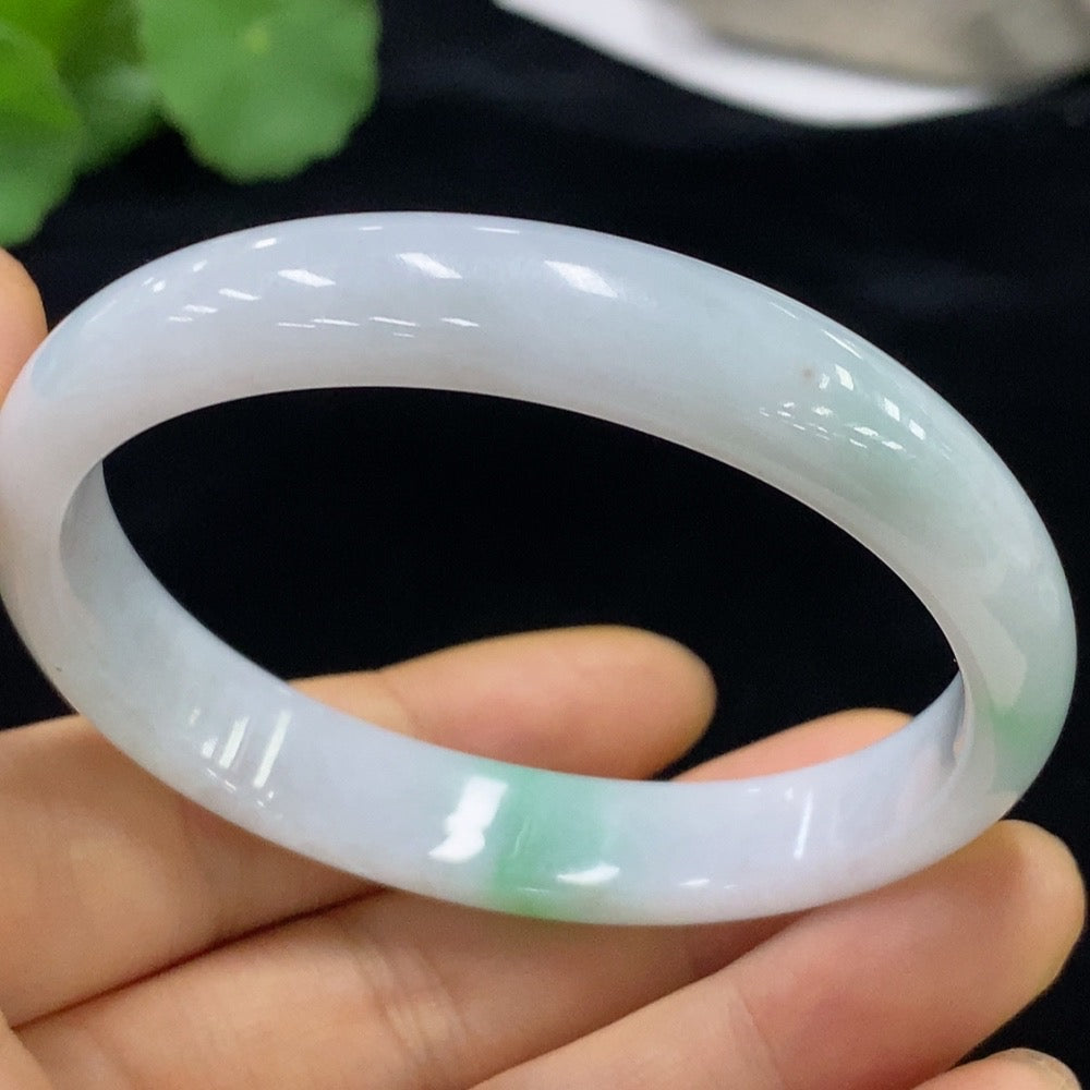 Imperial Concubine Jadeite Bangle 57.8/51 Circumference Approx. 38.32g Total Weight