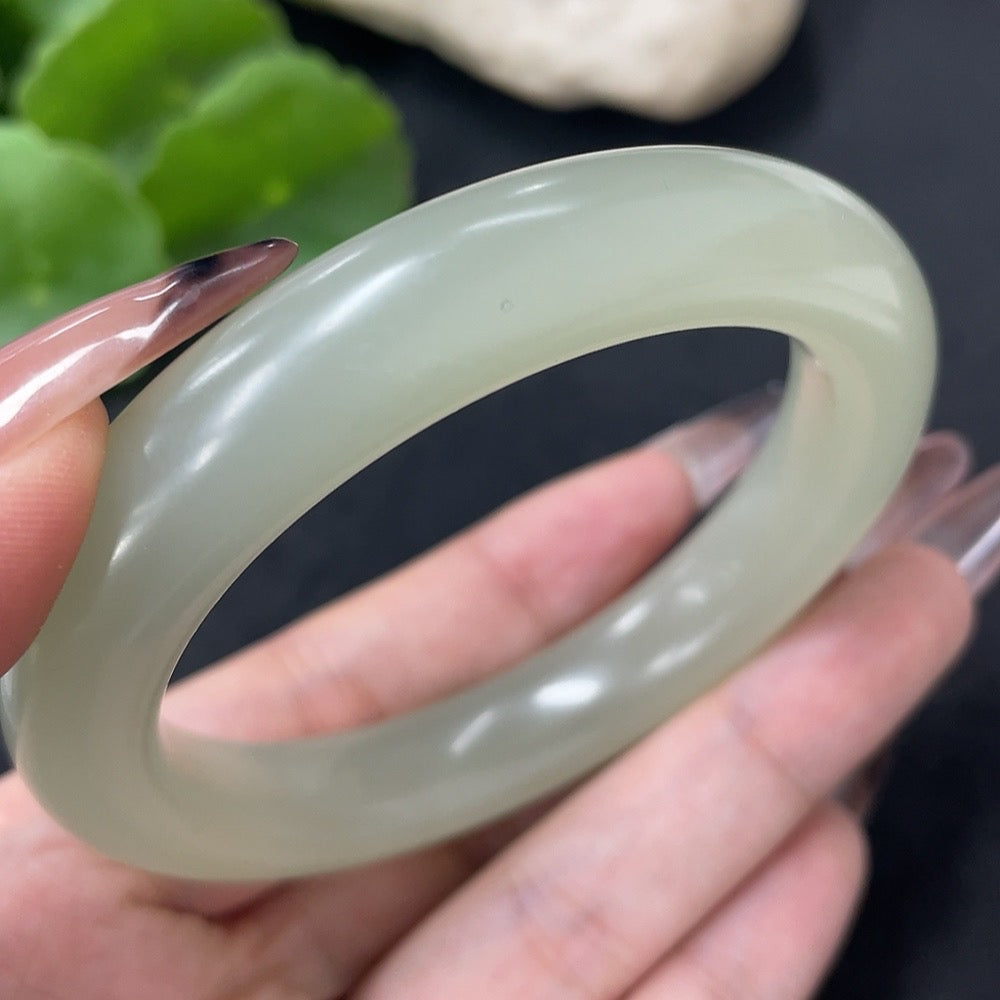 Hetian Jade Round Bracelet Size 55.8 Total Weight Approx. 58.6g