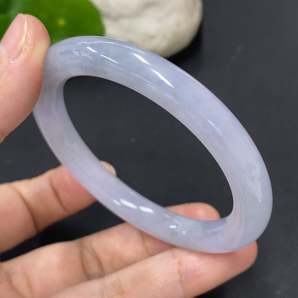 Jadeite Round Bangle