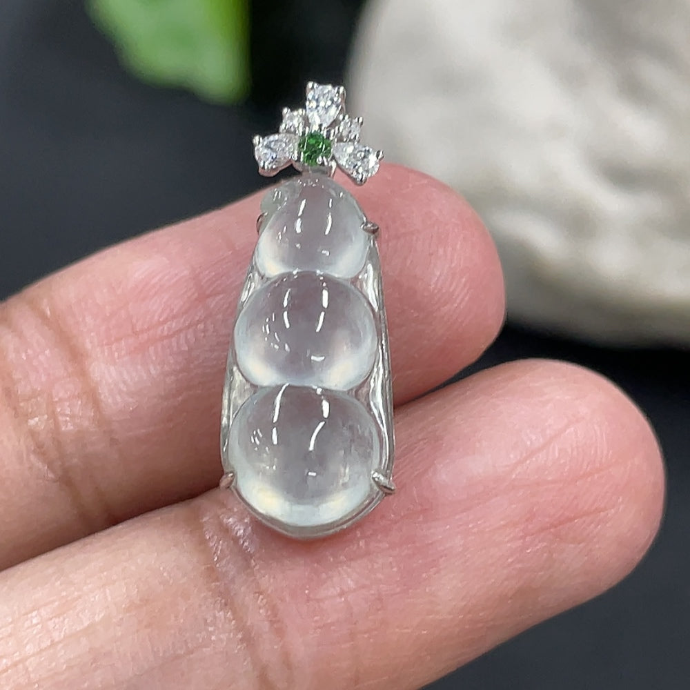 Jadeite Lucky Bean Pendant, 18K Gold Setting with Diamond Accents (Colorless)
