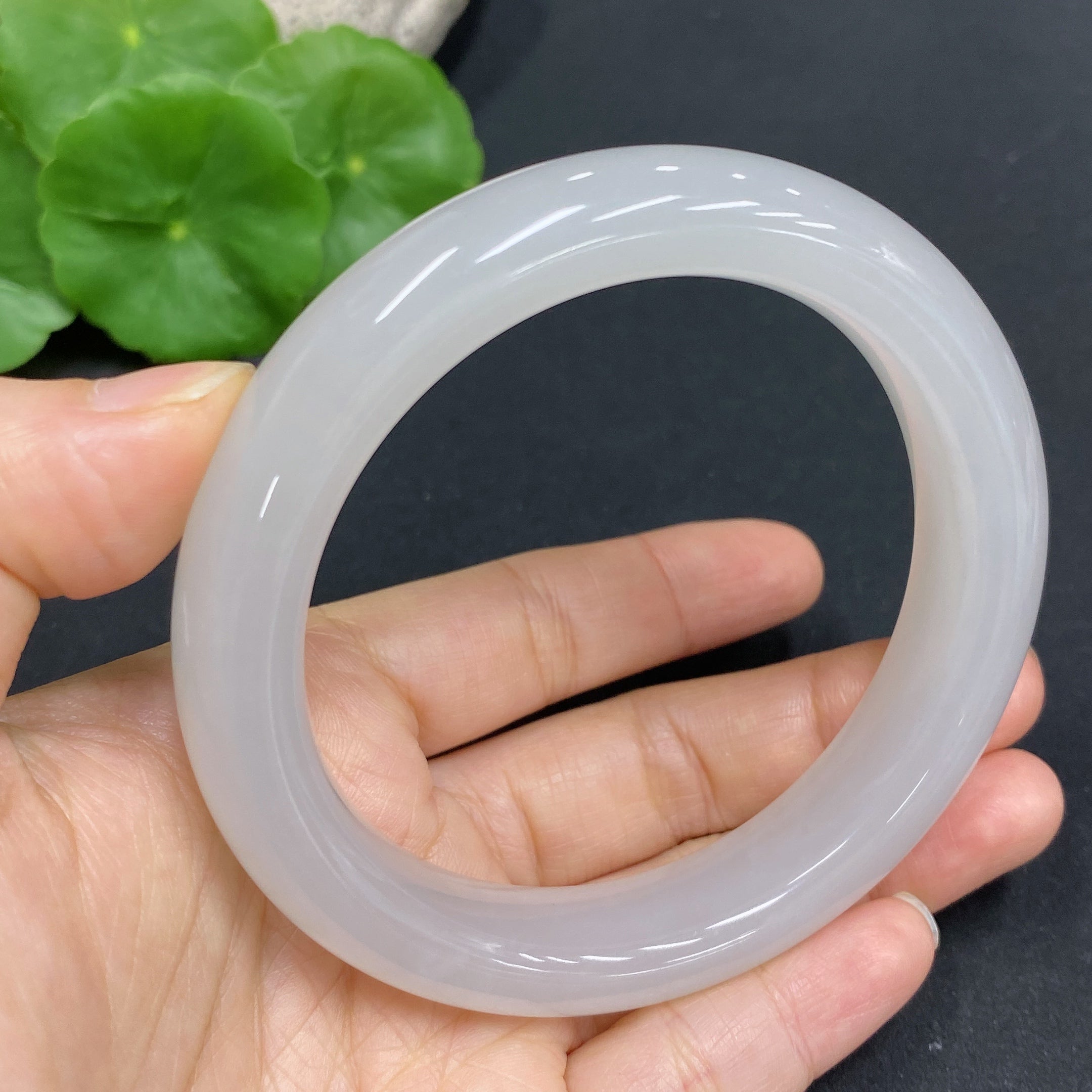 Hetian Jade Round Bracelet, Size 59.9, Total Weight Approx. 73.4g