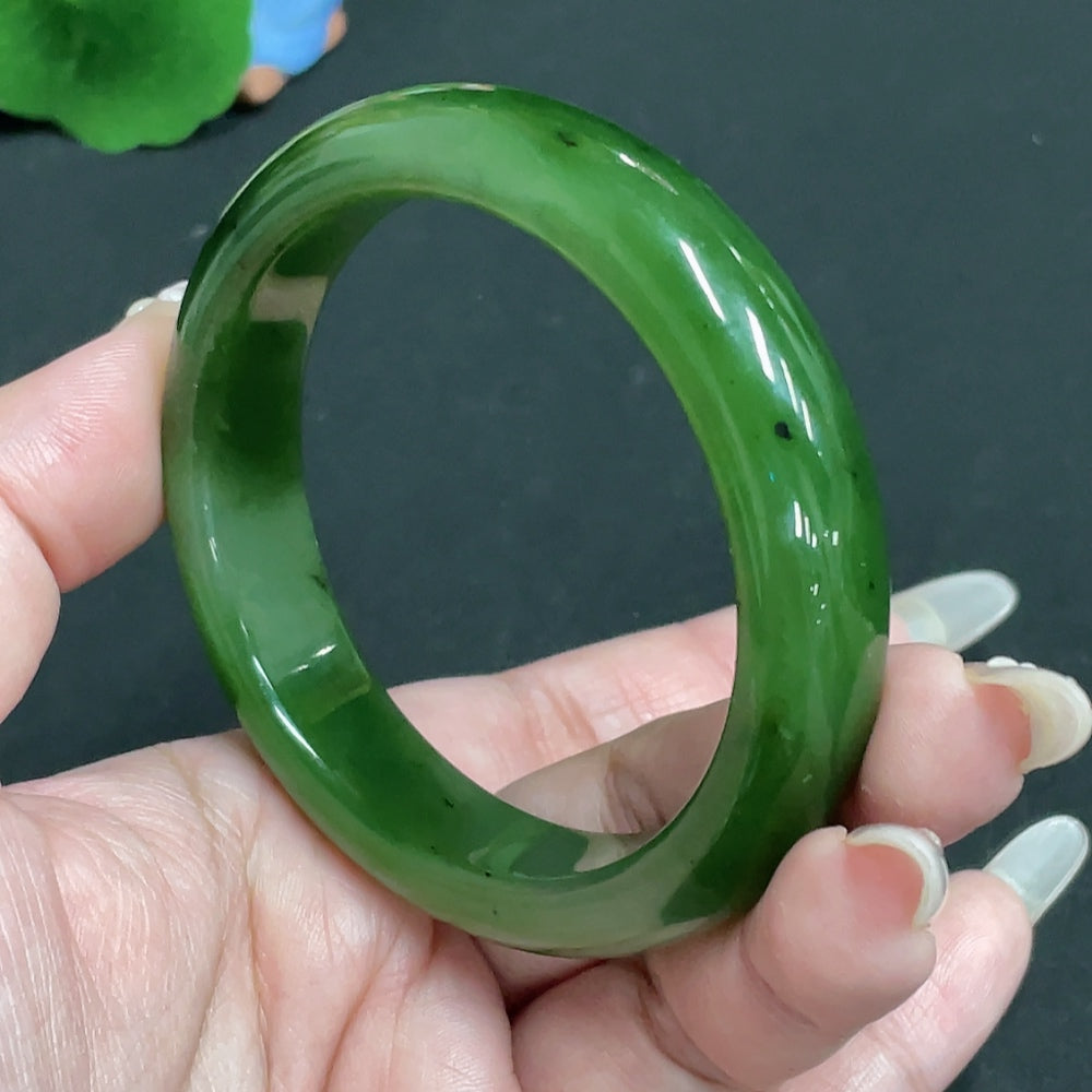 Hetian Jade Round Bracelet, 57.4 inner diameter, total weight approx. 60.7g