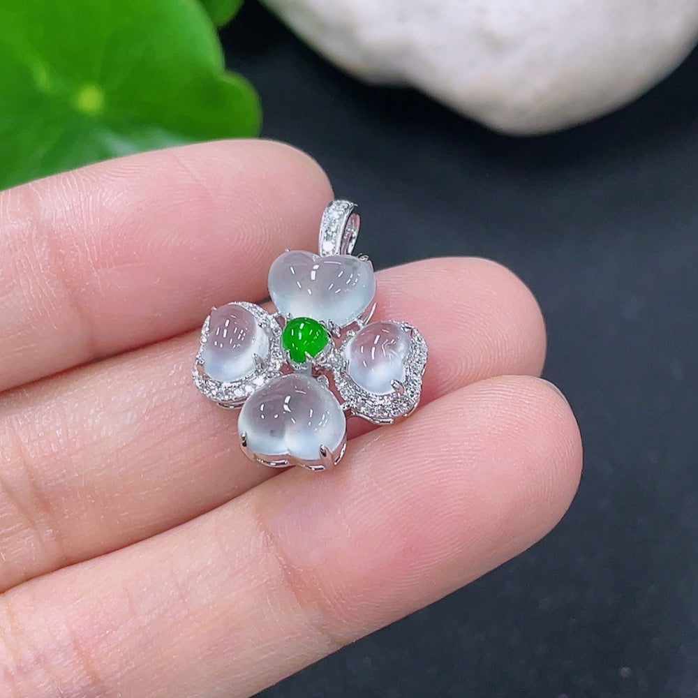 Jadeite Bezel-set Cabochon Pendant with 18K Gold and Diamond Accents