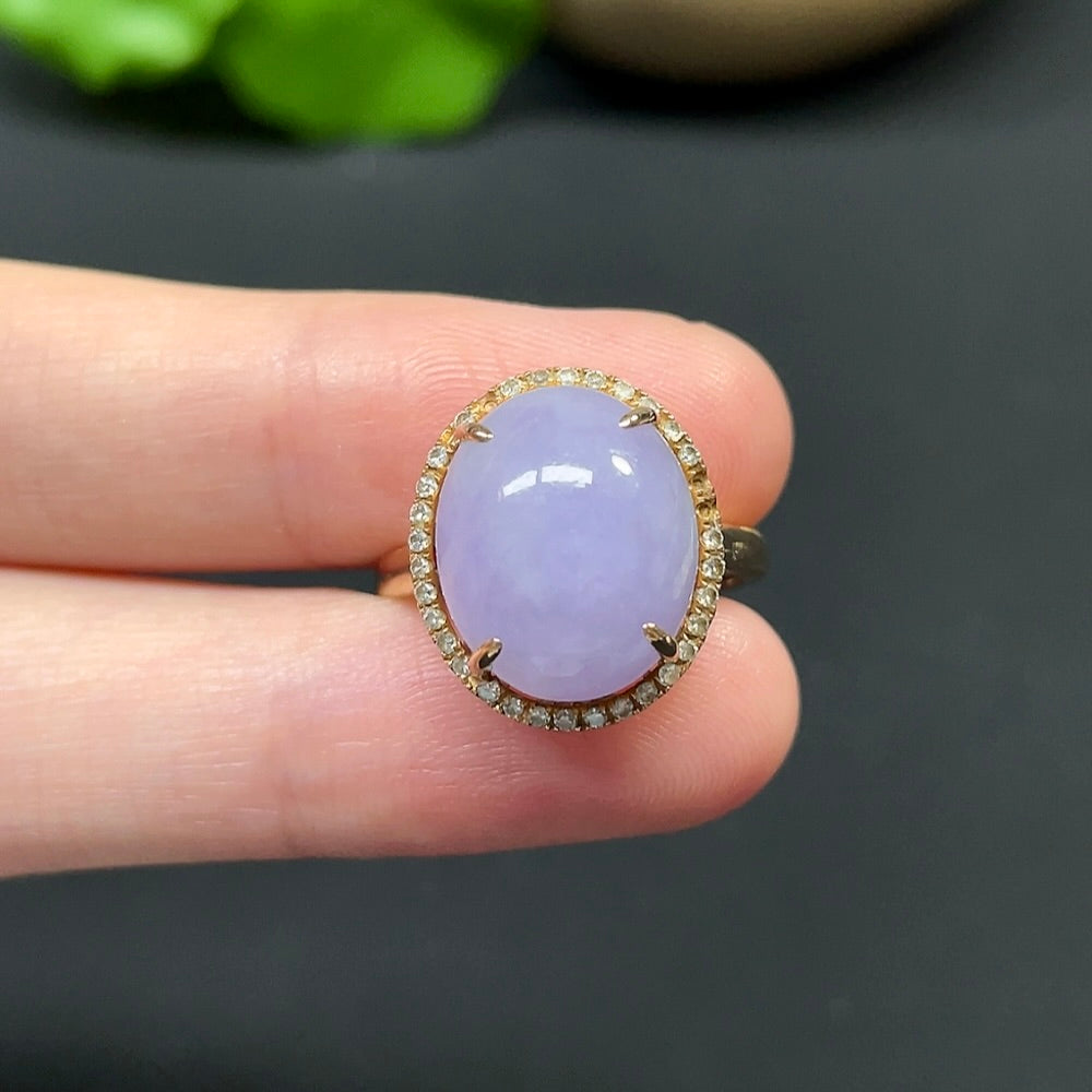 Jadeite Cabochon Ring 18k with Diamond Accents, Total Weight Approx. 4.50g, Size 15.5