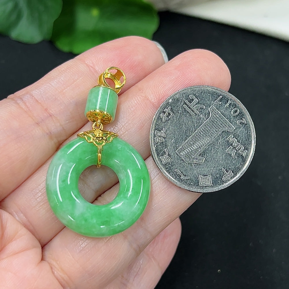 Jadeite Donut Pendant 18K Gold (with Diamond Accents)