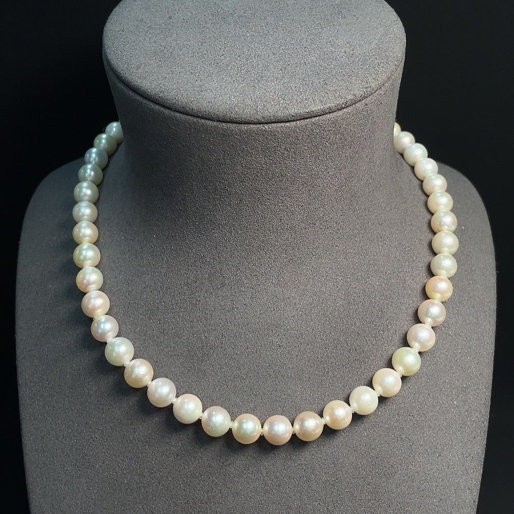 Seawater Pearl Strand Non-Gold Setting Approx. 8.3mm Total Weight About 44.23g Color Origin Undetermined