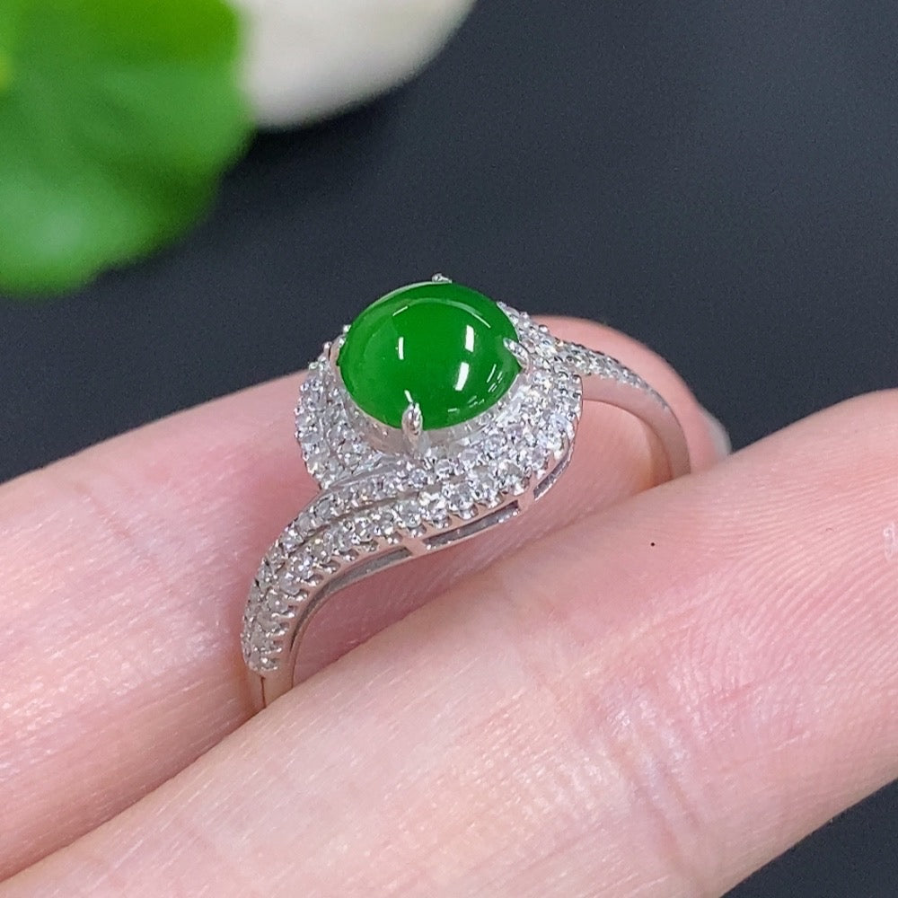 Jadeite Cabochon Ring 18k GoldWith Diamond Accents