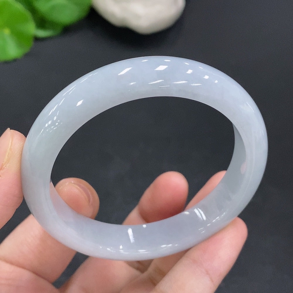 Jadeite Round Bracelet Size 53.2 Total Weight 45.025g