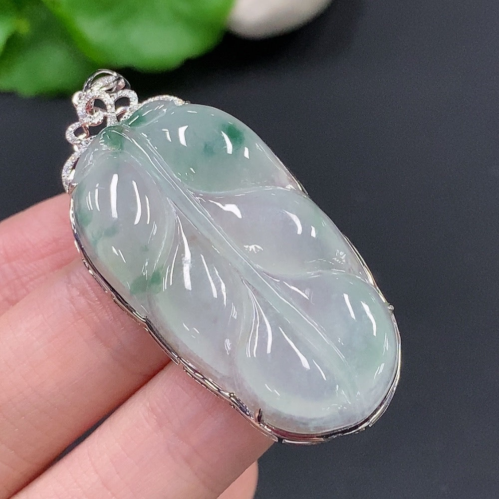 Jadeite Leaf Pendant 18k Gold Total Weight Approx. 8.03g
