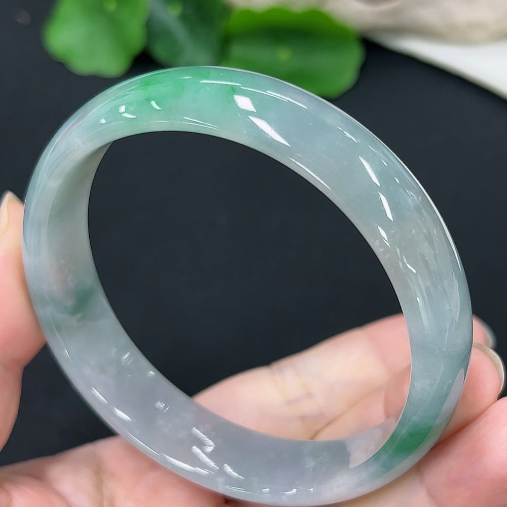 Jadeite Round Bangle