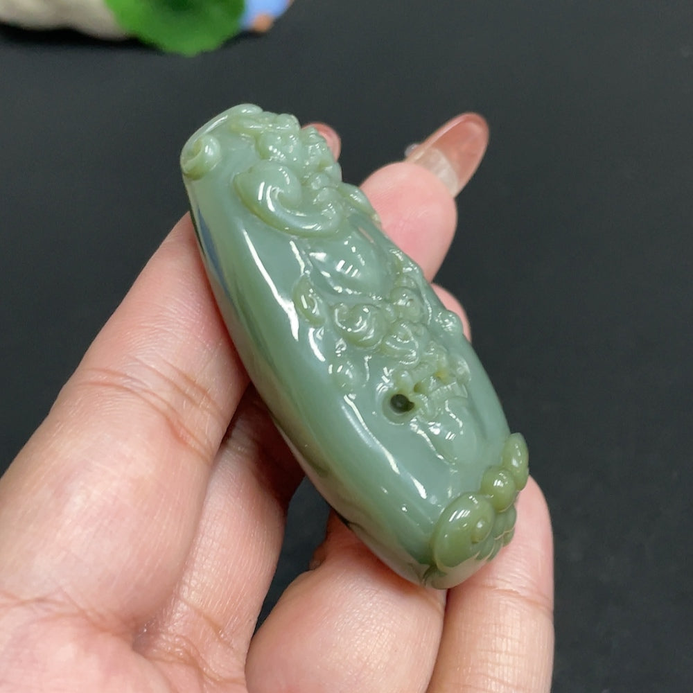 Hetian Jade Pendant Auspicious Beast Total Weight Approx. 48.7g