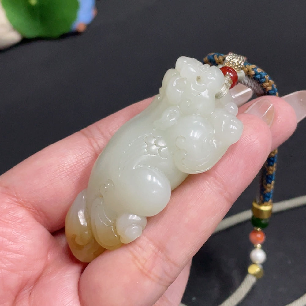Hetian Jade Pendant Rui Beast