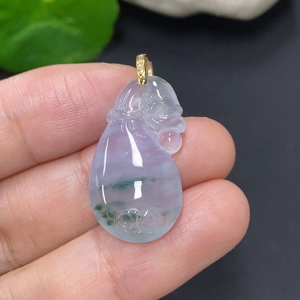 Jadeite Money Bag Pendant with 18K Gold Clasp, Total Weight Approx. 4g (Diamond Accents)