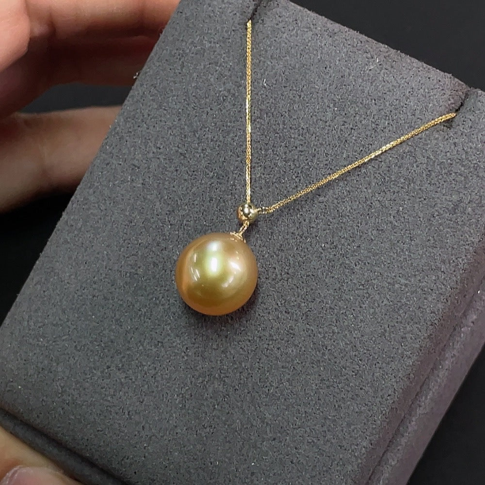 Saltwater Pearl Inlaid Necklace 18K Gold Color Origin Undetermined