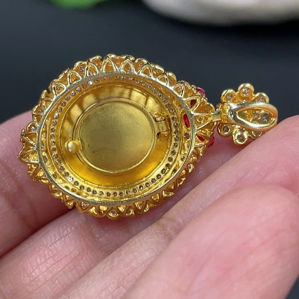 Jadeite Cabochon Pendant with 18K Gold Setting, Non-Diamond Accents (Medium 3 Pieces)