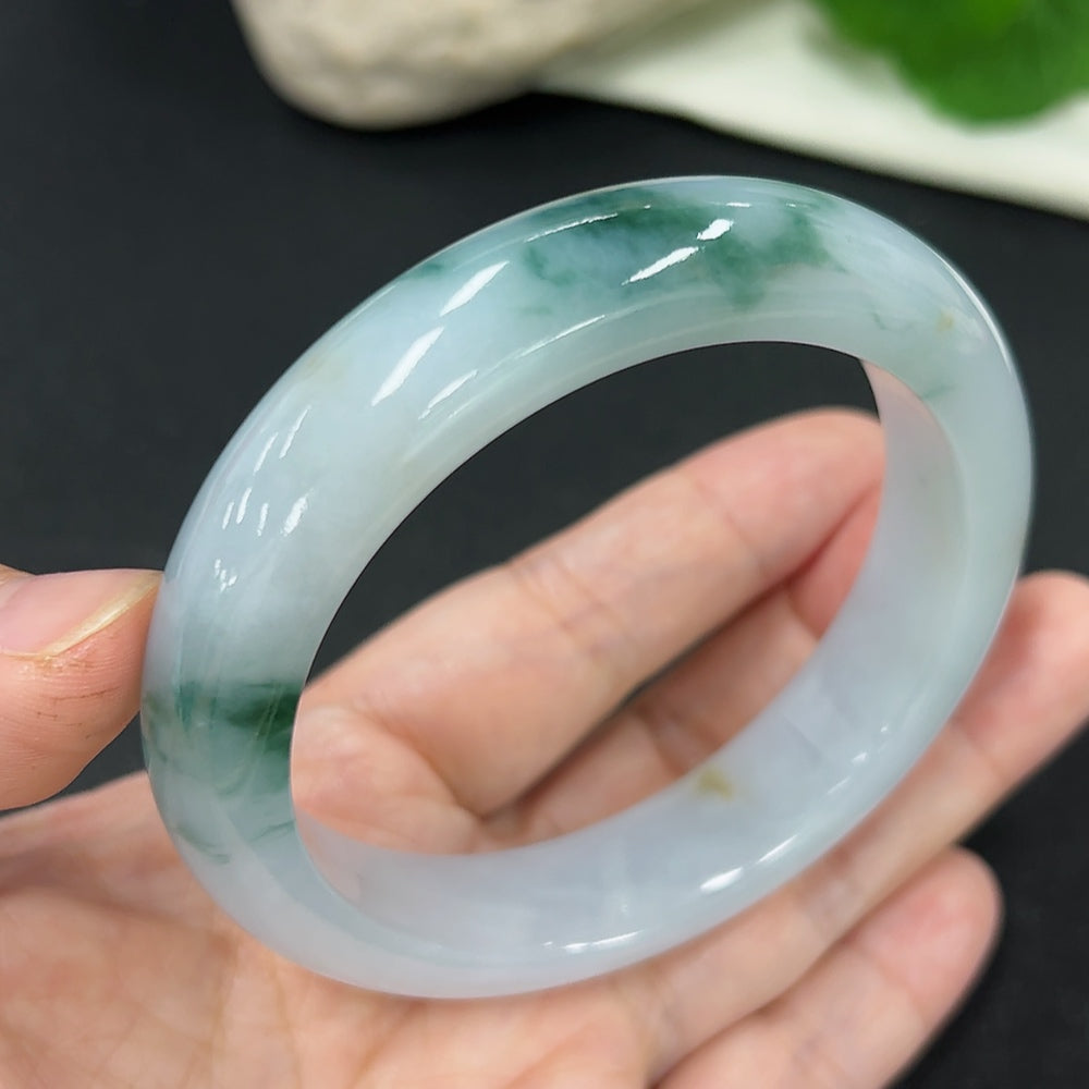 Jadeite Round Bangle Size 59 Total Weight Approx. 72.9g