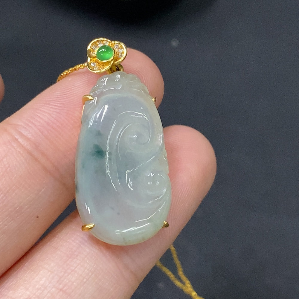 Jadeite Pendant Main Body 18k Rest Non-Gold Total Weight with Chain Approx. 4.33g