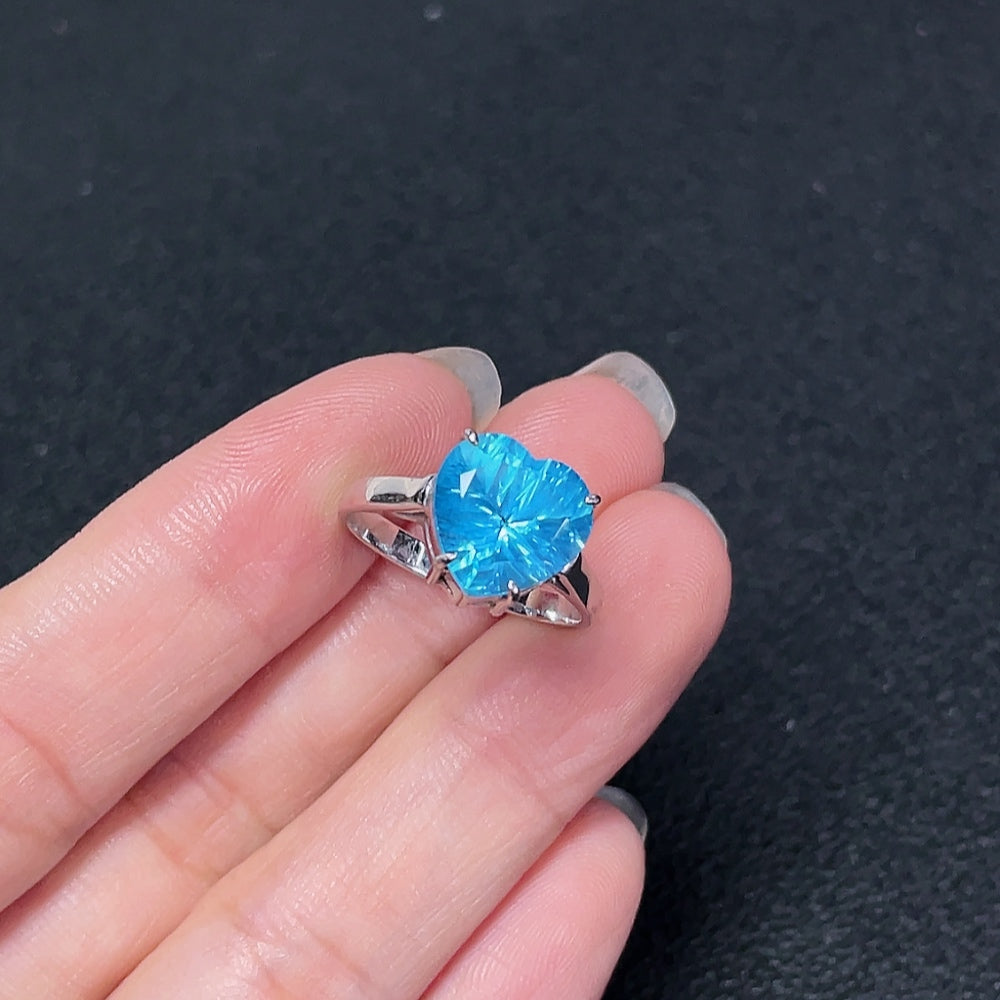 Topaz Ring, Color Origin Undetermined, 18K Gold Band (Au 66%)