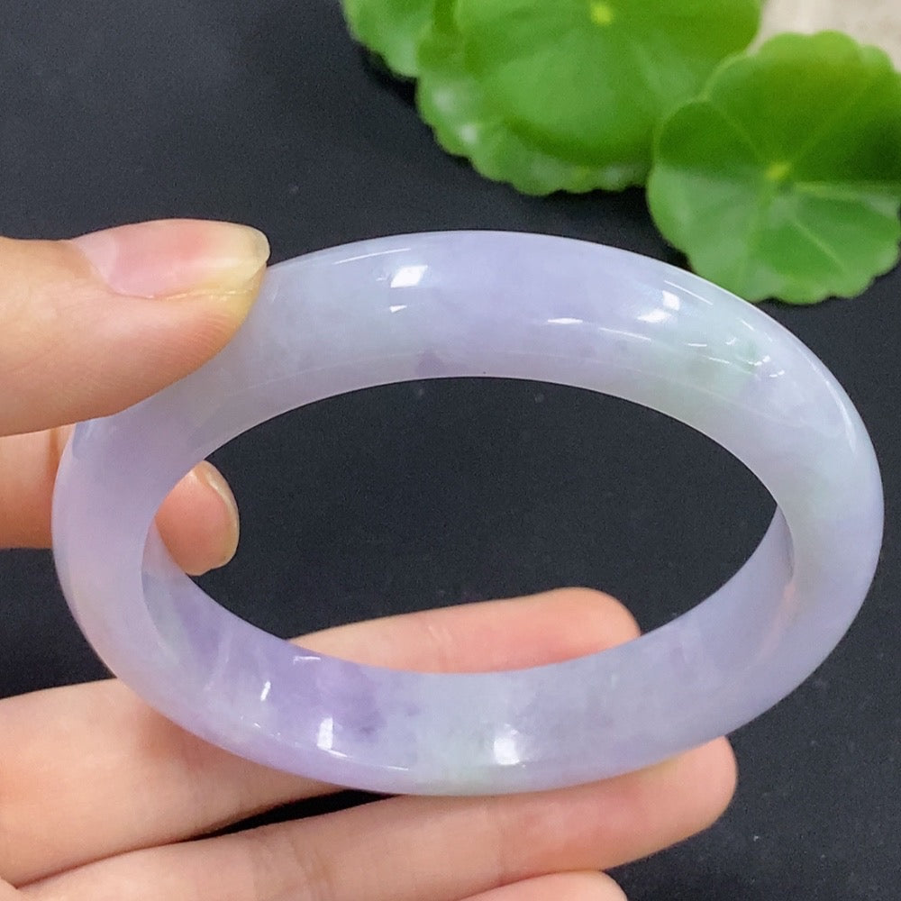HKHQ jadeite round bangle size 56.7 with a total weight of 58.98g, showcasing smooth, polished green jade jewelry.