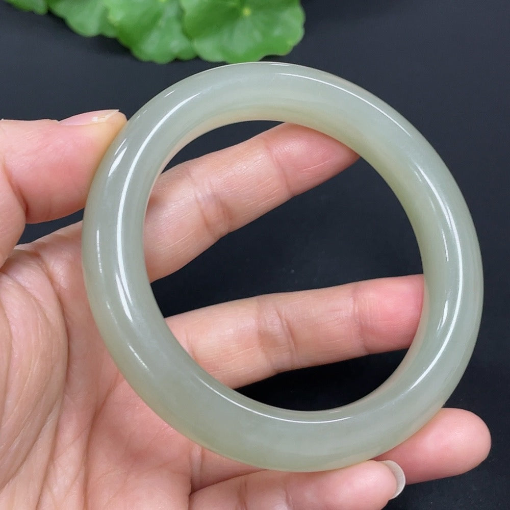 Hetian Jade Round Bracelet Size 56.3 Total Weight Approx.57g