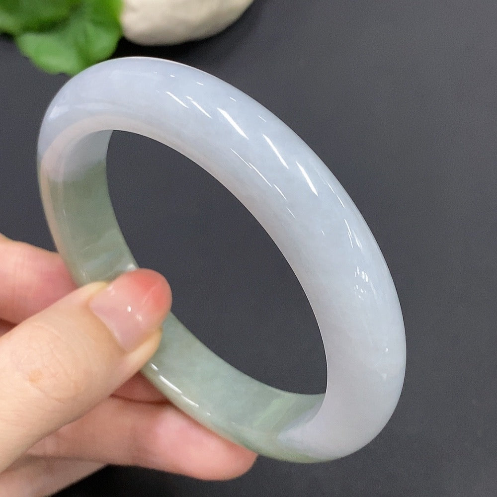 Jadeite Bangle Size 58.8mm Total Weight 64.706g
