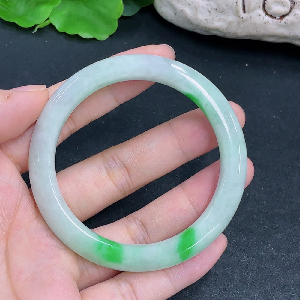 Jadeite Round Bangle