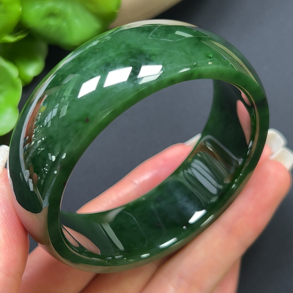 Hetian Jade Round Bangle