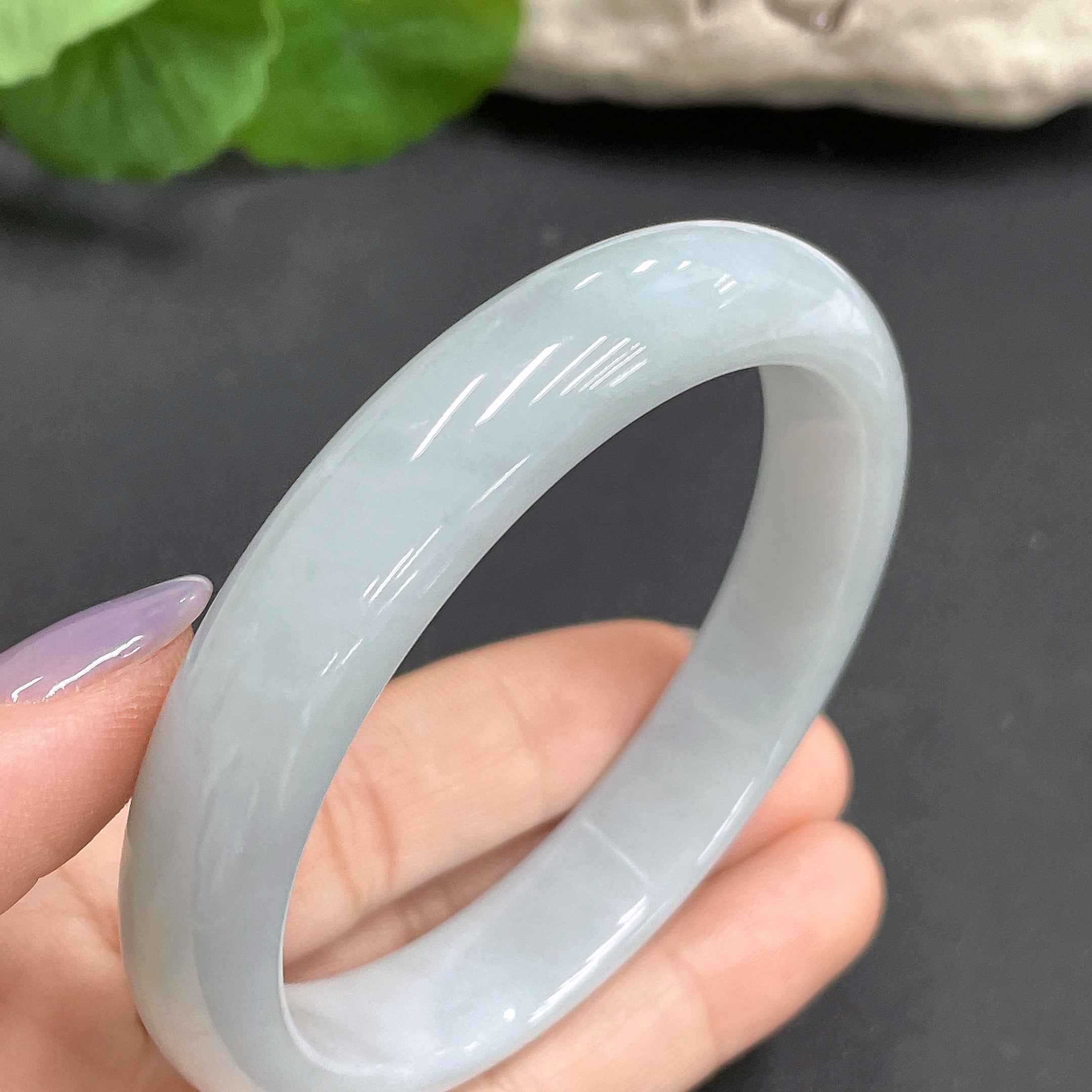 Jadeite Bangle     59.2mm Inner Diameter   52.811g Total Weight