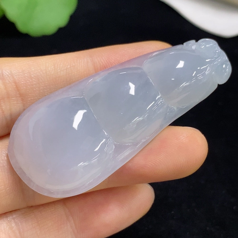 Jadeite Lucky Bean Pendant, Total Weight Approx. 18.37g