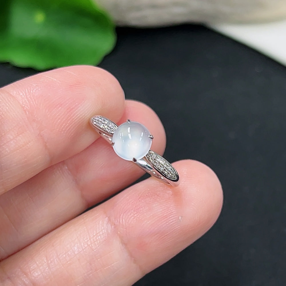 Jadeite Ring18K Gold (with Diamond Accents)