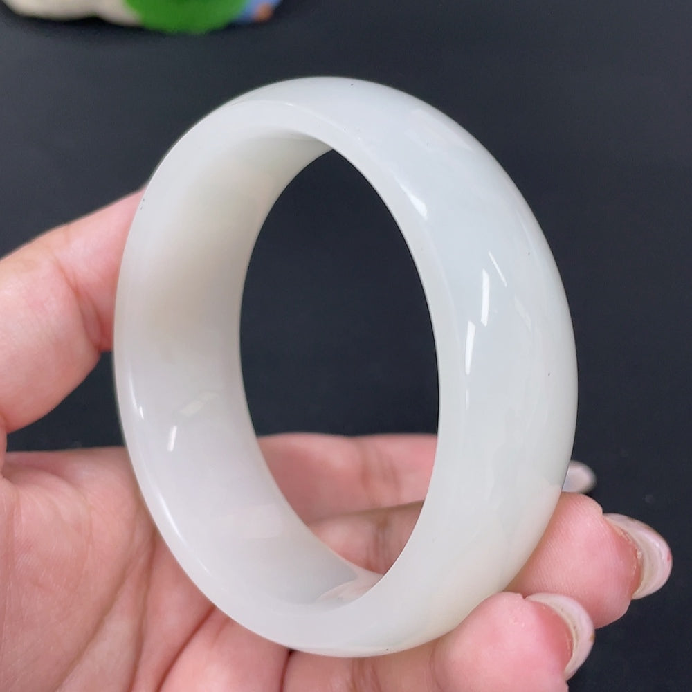 Hetian Jade Round Bracelet Size 57.2 Total Weight Approx. 74.4g
