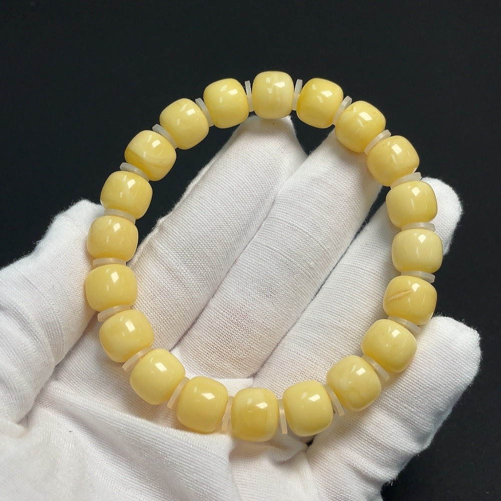 Amber Beeswax Bead Bracelet Approx. 10.5mm Total Weight Approx. 15.87g