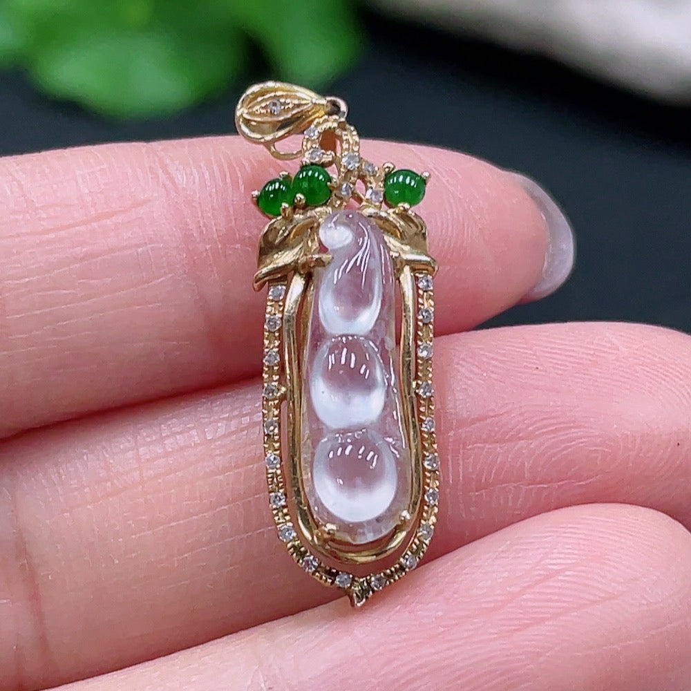 Jadeite Blessing Bean Inlaid Pendant 18K Gold Total Weight Approx. 2.24g