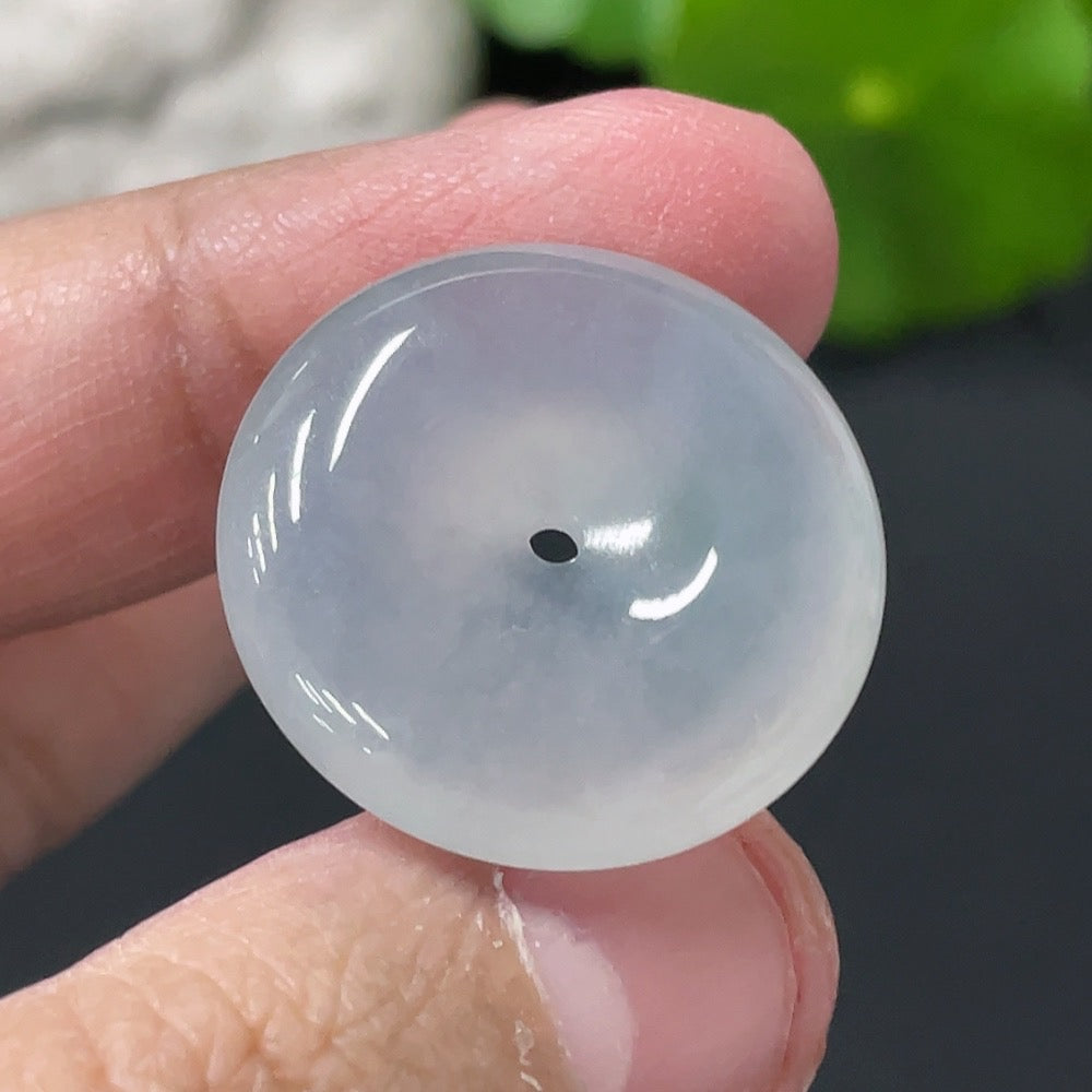 Jadeite Peace Pendant, Total Weight Approx. 6.48g