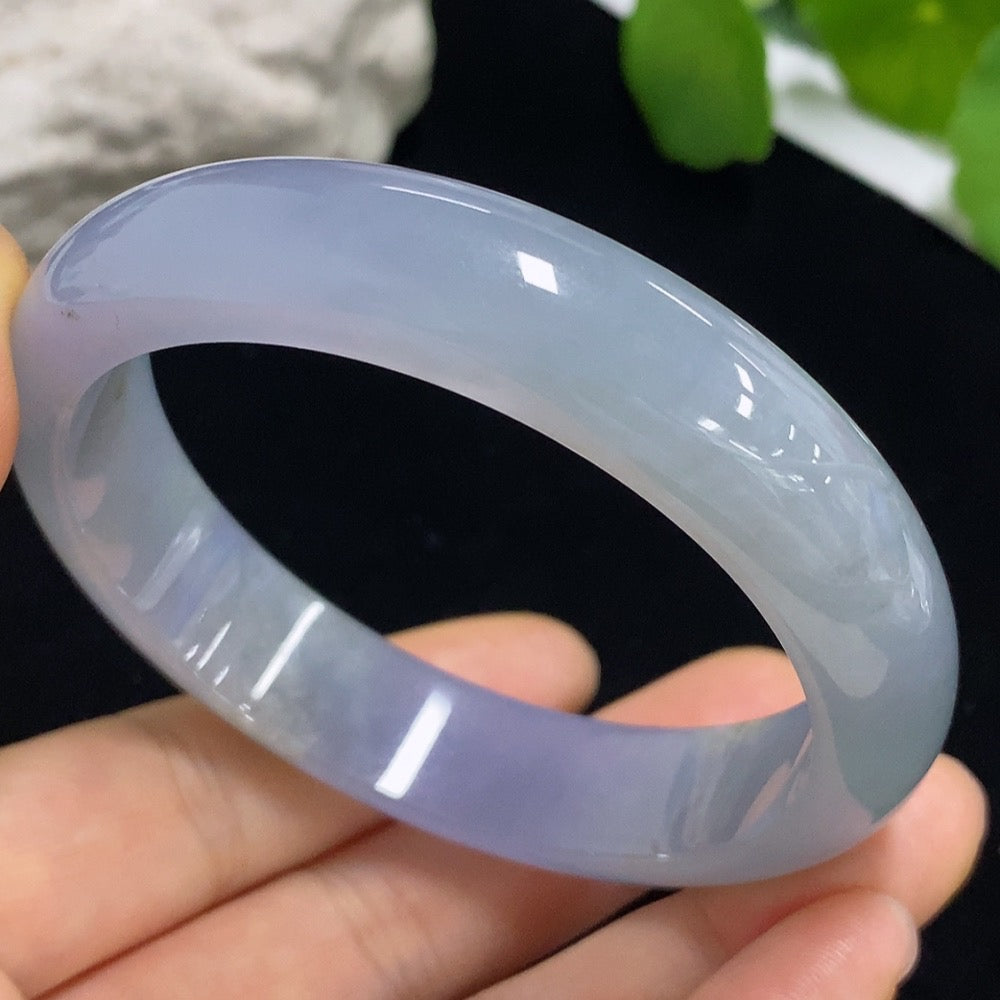Jadeite Round Bangle