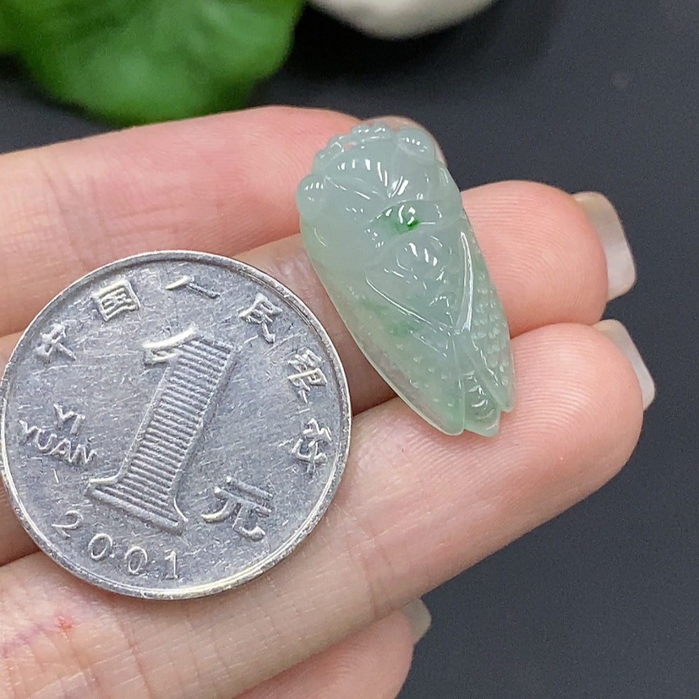 Jadeite Eye-catching Pendant
