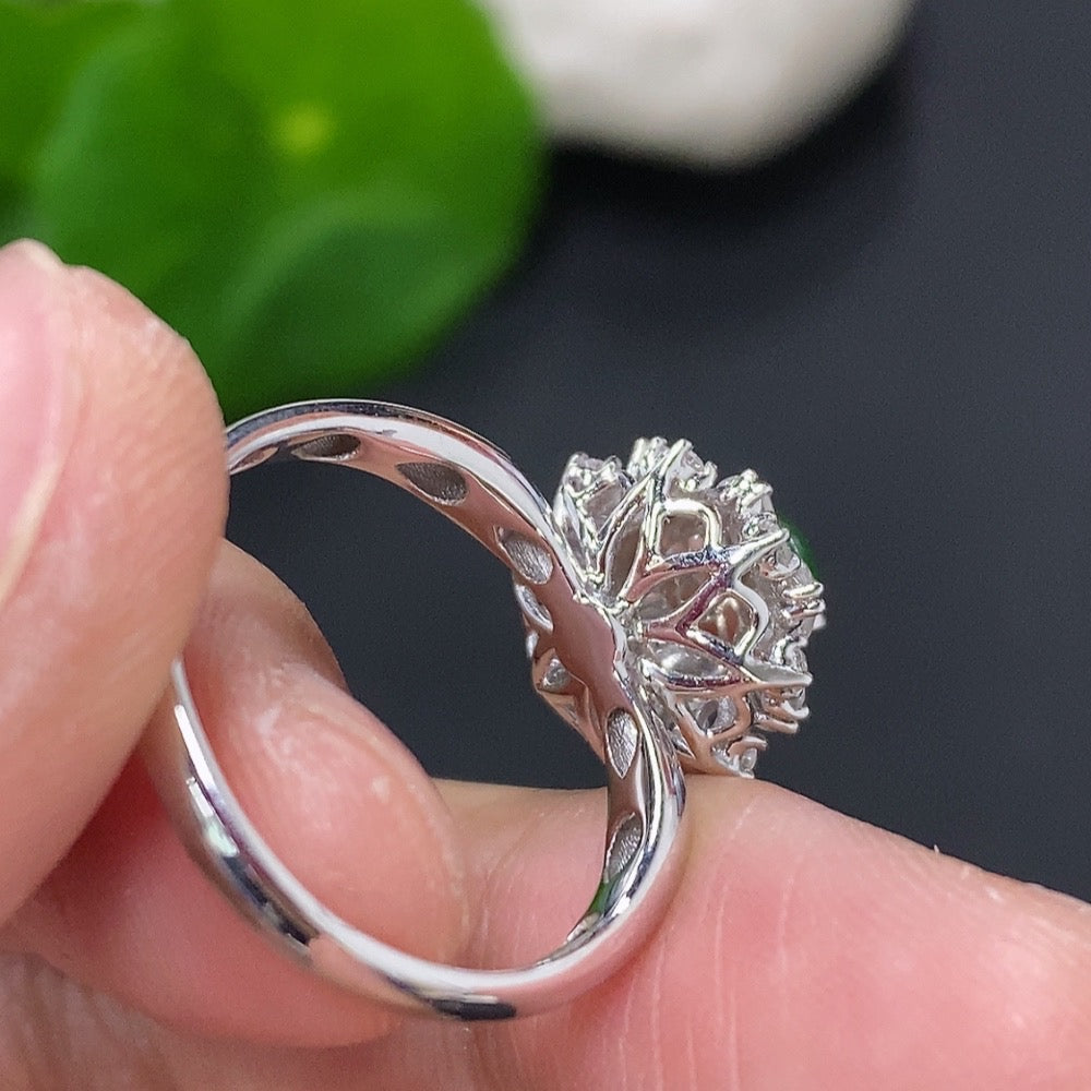 Jadeite Cabochon Ring 18k Gold Total Weight Approx. 2.8g Size 14 with Diamond Accents