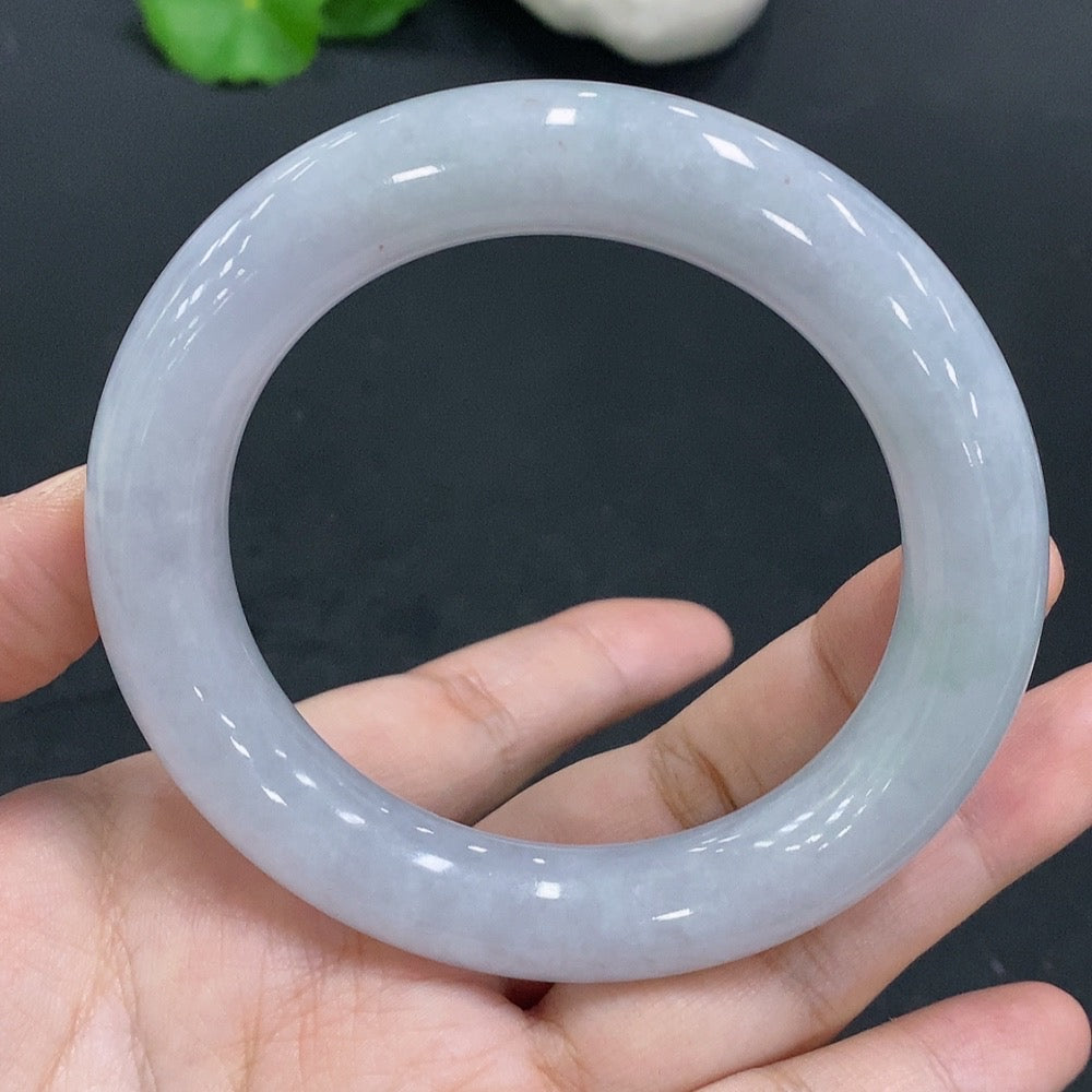 Jadeite Round Bangle Size 57.3
