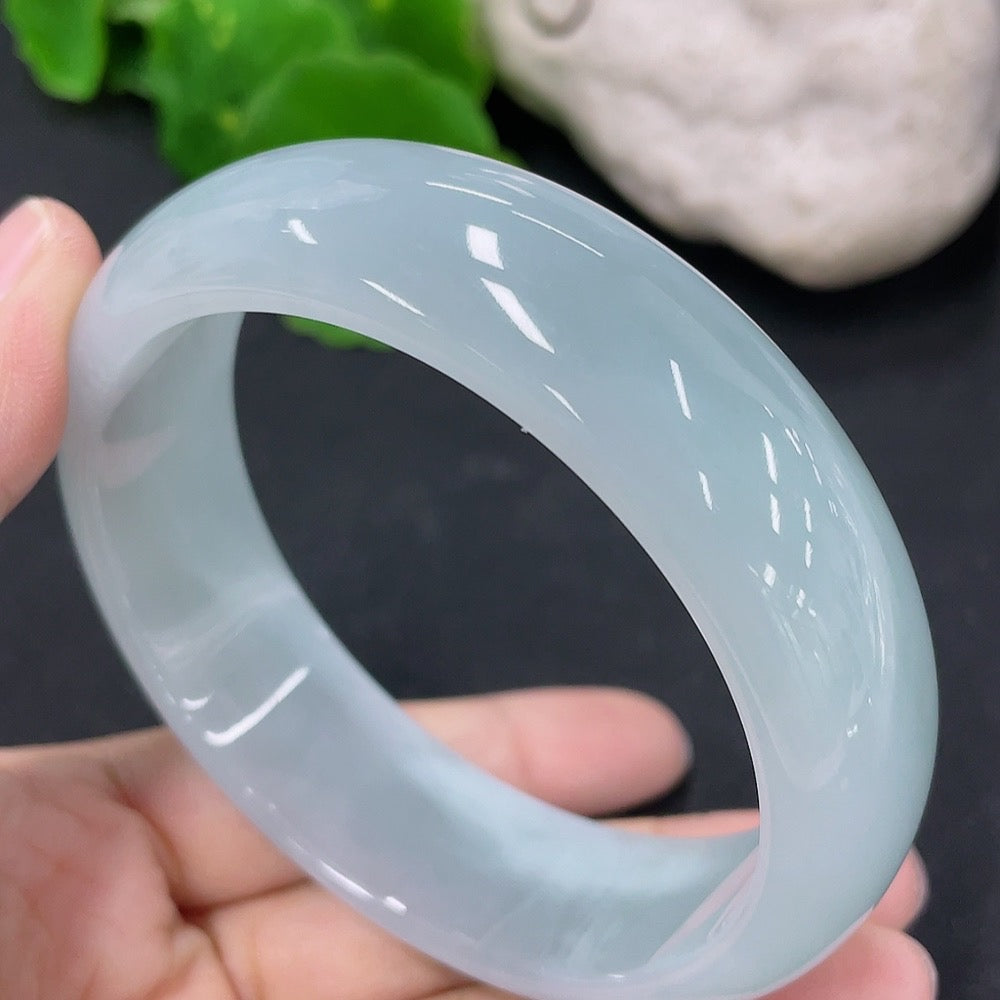 Jadeite Round Bracelet
