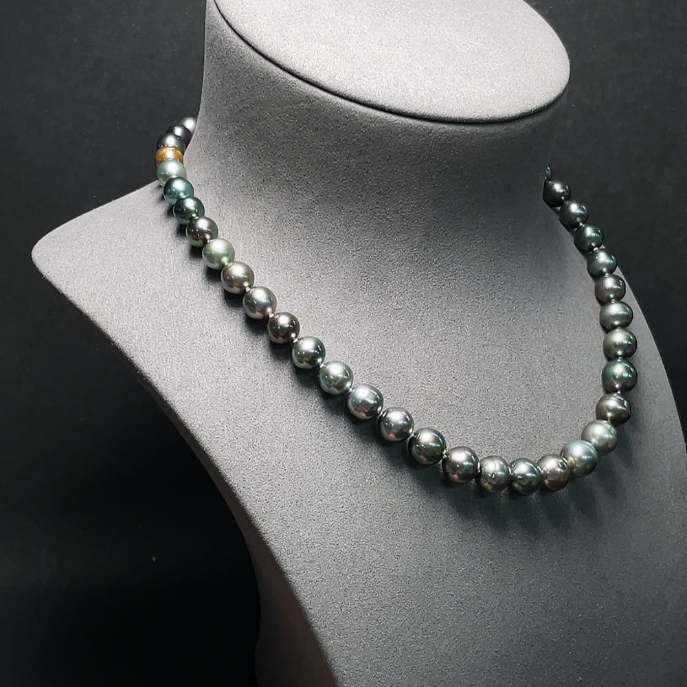 Seawater pearl necklace with 8.1-10.8mm pearls, non-gold, weighing about 52.81g, showcasing natural pearl luster and string design