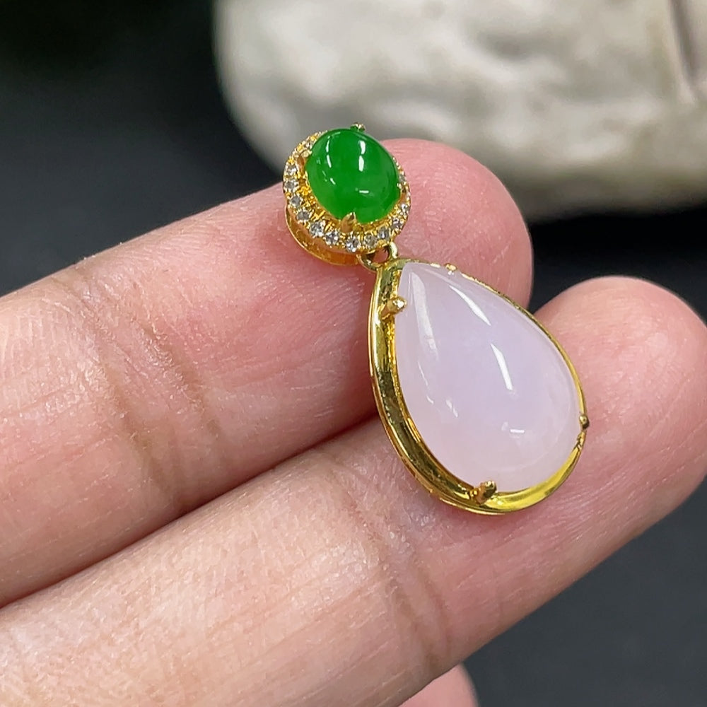 Jadeite Teardrop Pendant in 18K Gold with Diamond Accents