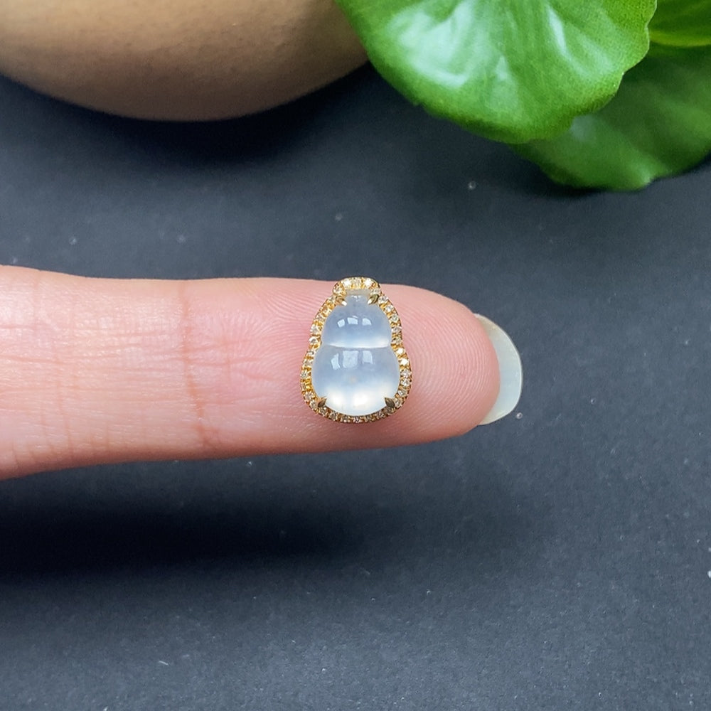 Jadeite Inlaid Pendant Gourd with Diamond Accents 18k