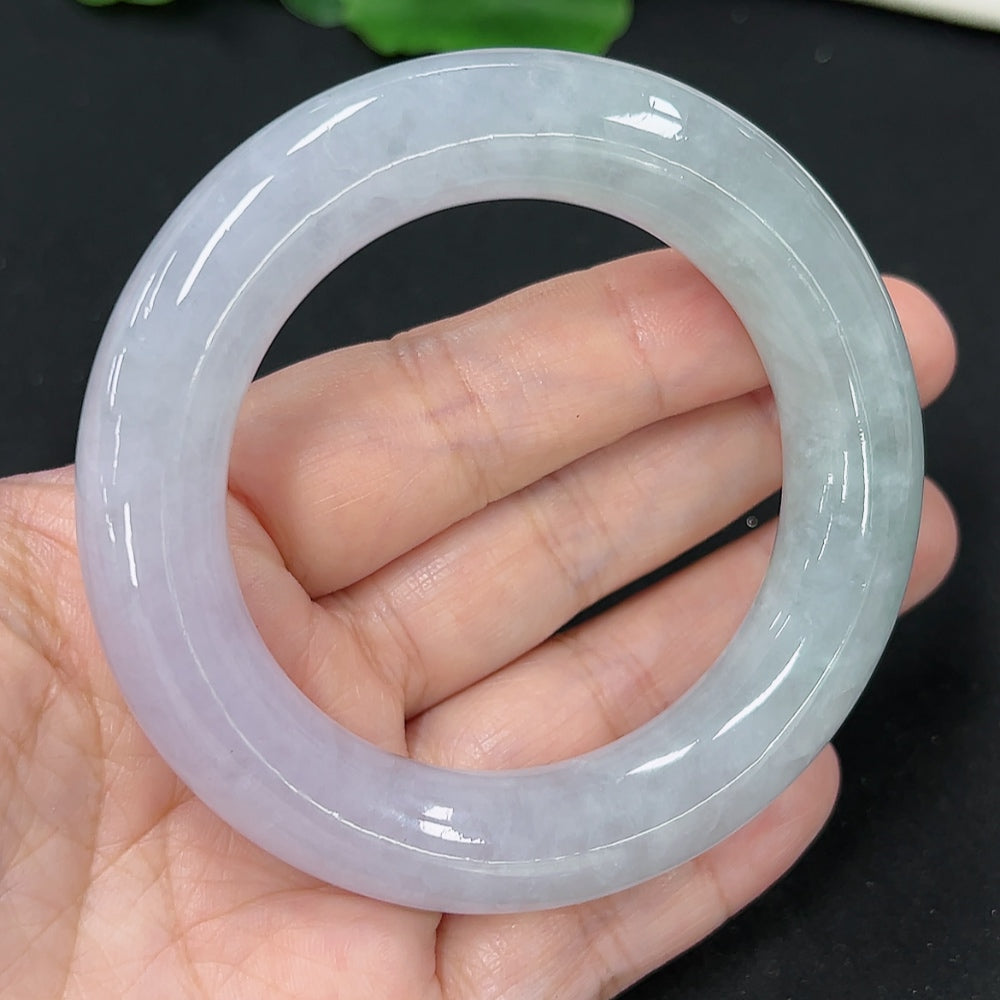 HKHQ jadeite round bangle, size 50, with a smooth polished surface and a weight of approximately 78.1 grams.