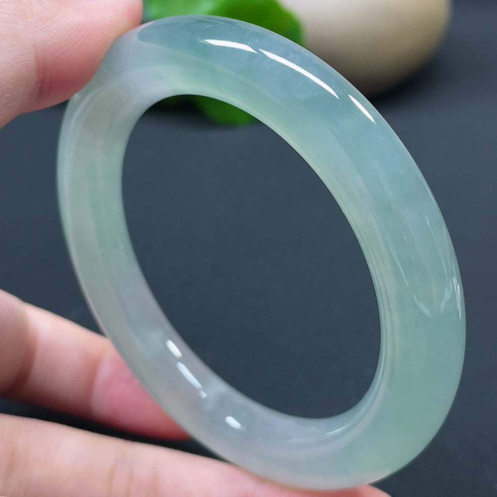 Jadeite Round Bangle